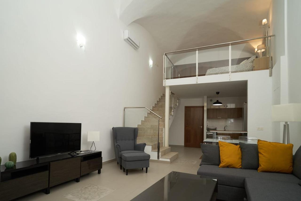Apartamento Turistico Centro Monumental -- Caces Eksteriør bilde
